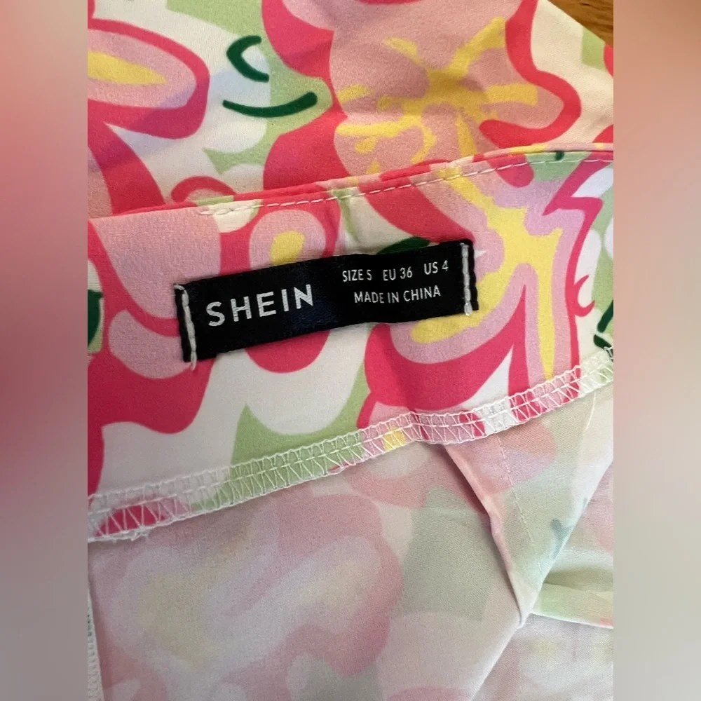 boho funky floral two piece set - adjustable halter crop top and mini skirt NWOT - Picture 3 of 4